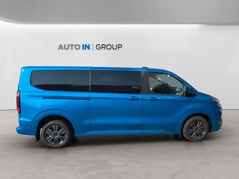 Ford Tourneo Custom (2026) 2,0 EcoBlue L2 TITANIUM - fotka 7 z 15