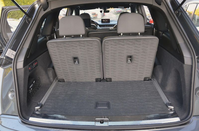 Audi Q7 (2016) 3.0TDi Q S-Line 1.MAJ./ VÝBAVA - fotka 12 z 51