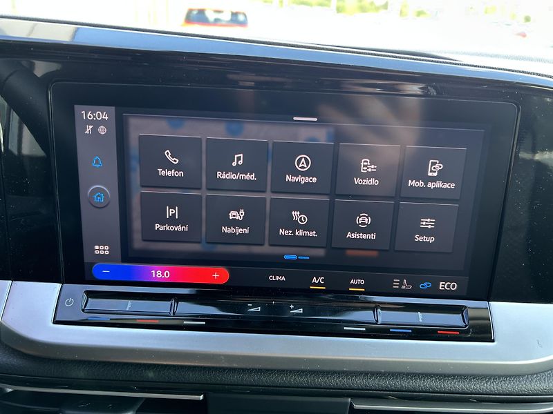 Ford Tourneo Connect 1.5 Ecoboost 110kW AT Titanium - fotka 27 z 38
