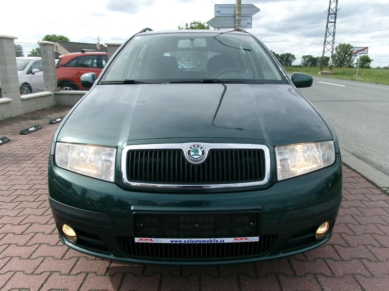 Škoda Fabia (2006) 1,4 16V KLIMA TAŽNÉ ALU - fotka 3 z 24