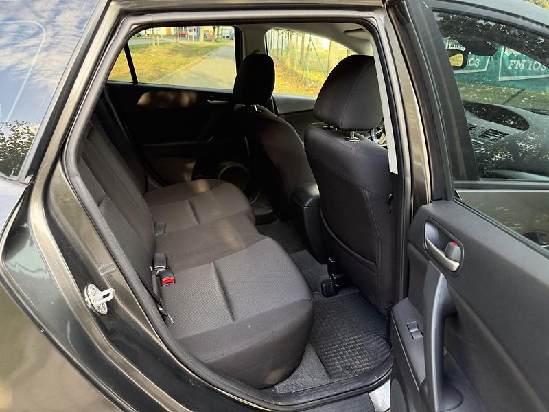 Mazda 3 2.0 Exclusive-Line - fotka 24 z 33