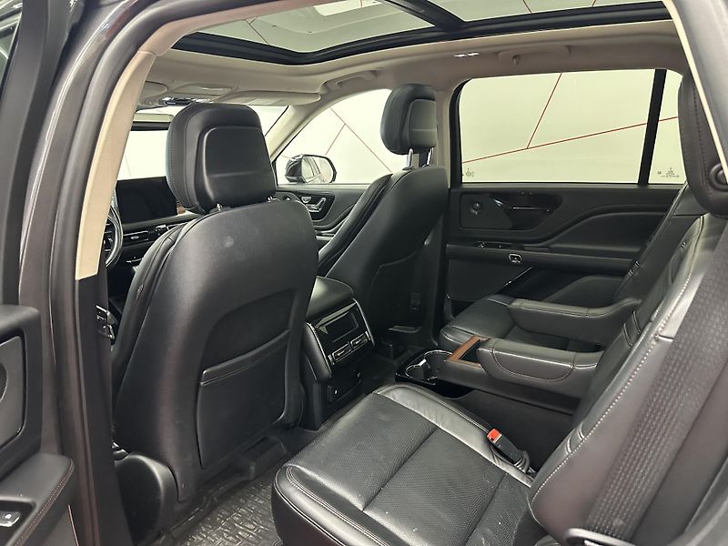 Lincoln Aviator (2020) AWD*PANO*CZ*1. MAJ*DPH - fotka 12 z 17