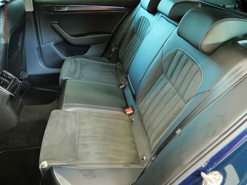 Škoda Superb (2023) 2.0 TDi, 1.maj,ČR, Style, DSG - fotka 12 z 24