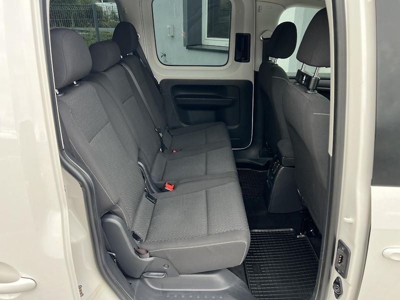 Volkswagen Caddy (2018) 2.0TDI 75kW TAŽNÉ 1.MAJITEL ČR - fotka 10 z 18