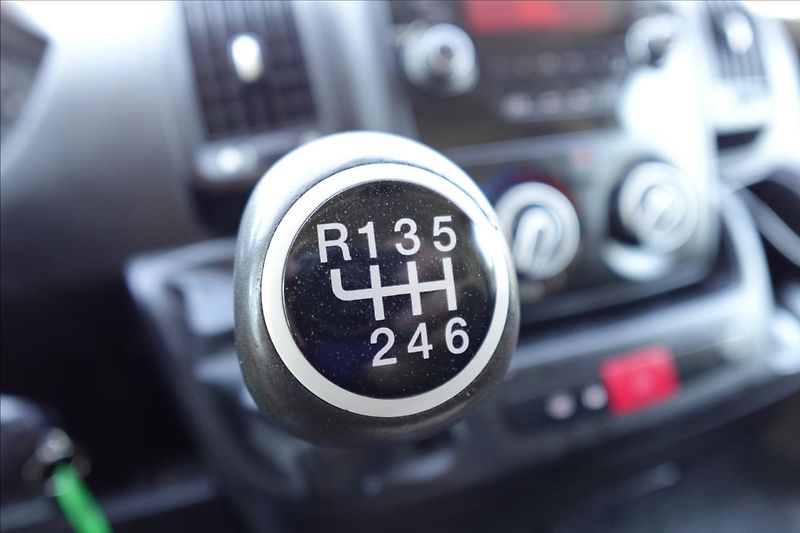 Peugeot Boxer 2,0 HDI  L1H1 CHLAĎÁK KLIMA - fotka 24 z 24