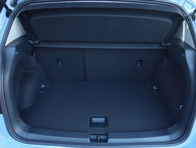 Volkswagen T-Cross (2025) 1.0 TSI - fotka 13 z 17