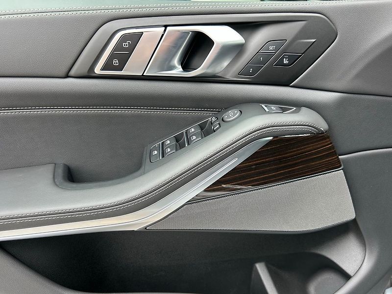 BMW X5 xDrive 40i Nezávislé T. TOP - fotka 20 z 22