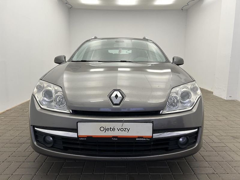 Renault Laguna 1.5 DCI Expression - fotka 4 z 25