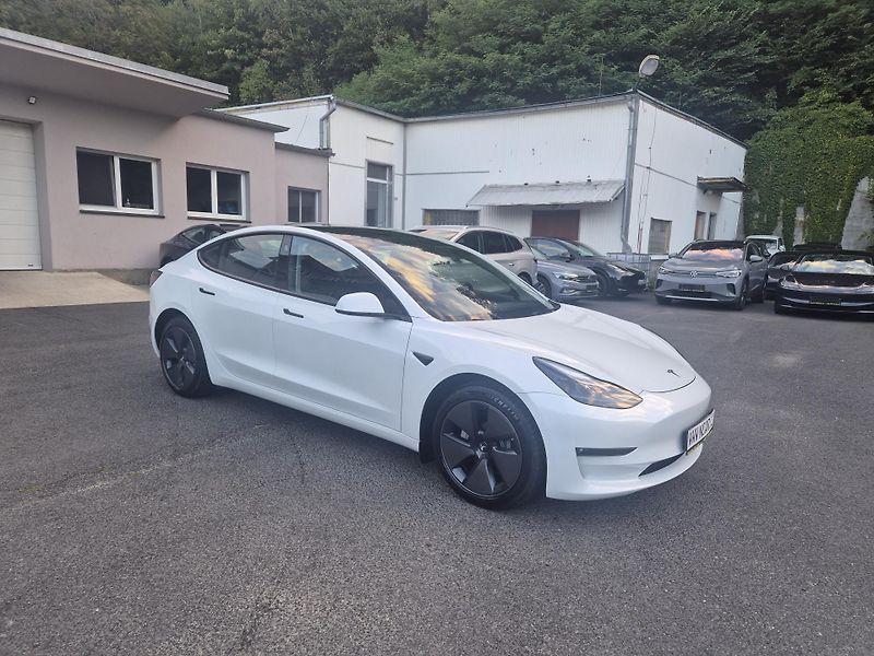 Tesla Model 3 LONG RANGE DUAL MOTOR SOH 96% - fotka 3 z 48