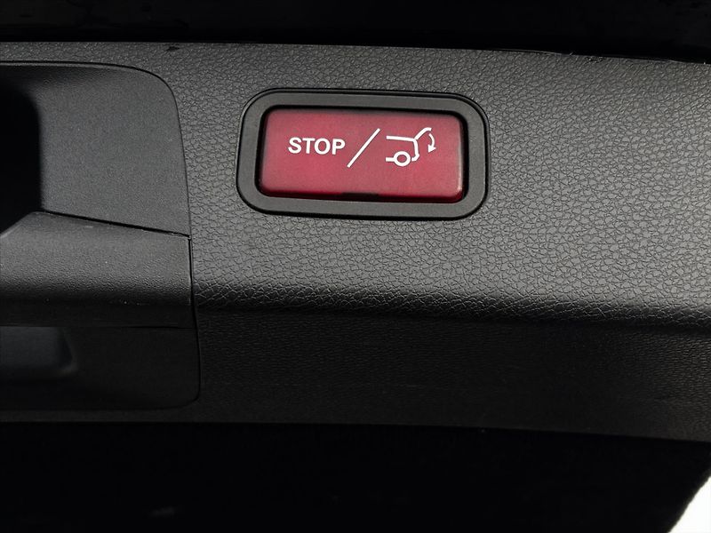 Mercedes-Benz Třídy E 300de 4MATIC TAŽNÉ DPH - fotka 13 z 33