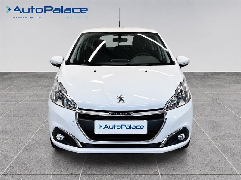 Peugeot 208 1,2 PURETECH 60 KW - fotka 2 z 12