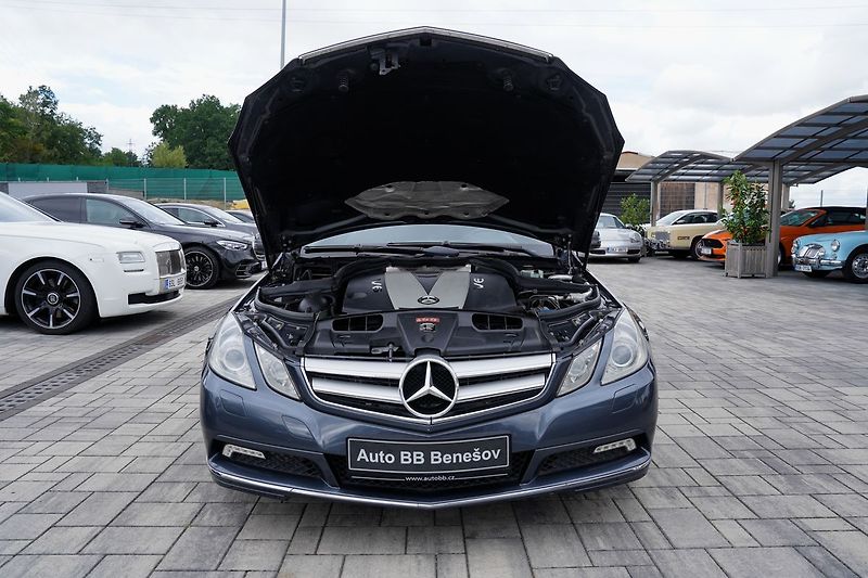 Mercedes-Benz Třídy E E 350 CDI, cabrio,automat,kůže - fotka 17 z 45