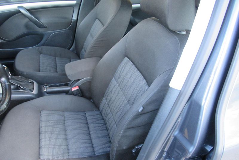 Škoda Octavia 1.6 TDi AUT. KLIMA SADA KOL - fotka 12 z 31
