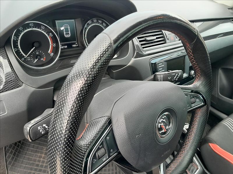 Škoda Rapid 1.2 TSi 81kW MONTE CARLO - fotka 42 z 53