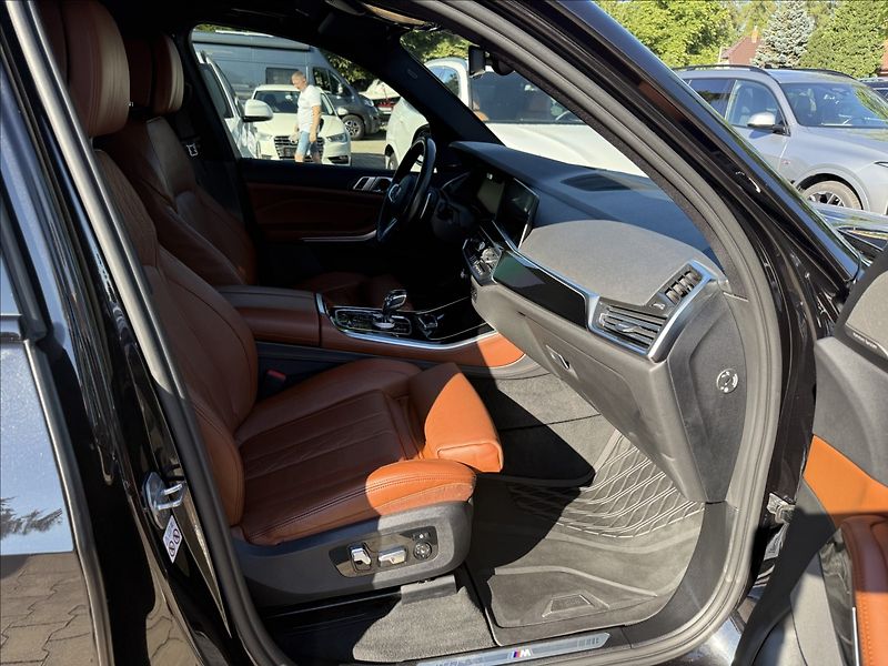 BMW X5 30d Msport 7 Míst Vzduch - fotka 10 z 30