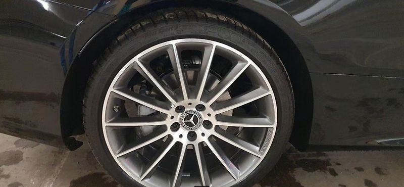 Mercedes-Benz Třídy E 200 AMG 360 kamera světlý int. - fotka 20 z 21