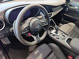 Alfa Romeo Giulia (2026) Quadrifoglio 2.9 V6 Turbo 520K - náhled 24