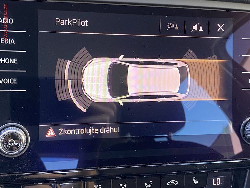 Škoda Octavia (2019) 1.6 TDi 4x4, 1.maj,ČR, Style - fotka 16 z 17