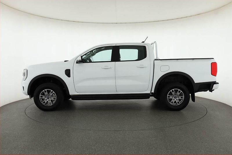 Ford Ranger (2025) XLT 2.0 EcoBlue 4x4 - fotka 3 z 25