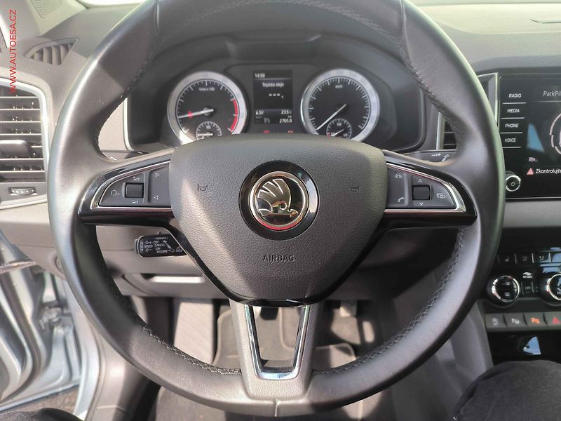 Škoda Karoq (2018) 1.0 TSi, Ambition, LED, navi - fotka 19 z 25