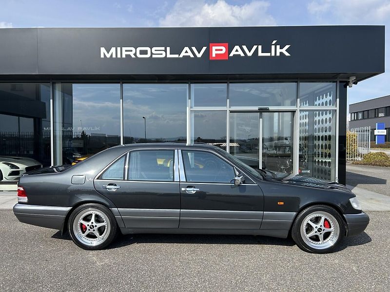 Mercedes-Benz Třídy S S 600 L V12 - fotka 4 z 34