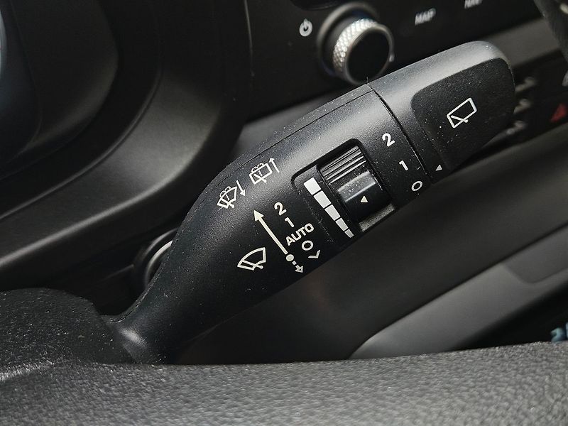 Hyundai i20 1,0 T-GDi 74kW, Style, 2.maj. - fotka 20 z 36