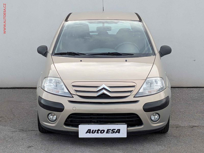 Citroën C3 (2008) 1.1i, AC - fotka 2 z 11