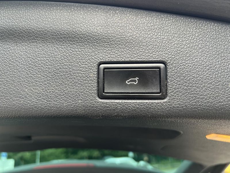 Seat Alhambra (2014) 2,0TDi DSG Style MAX VÝBAVA!!! - fotka 45 z 77