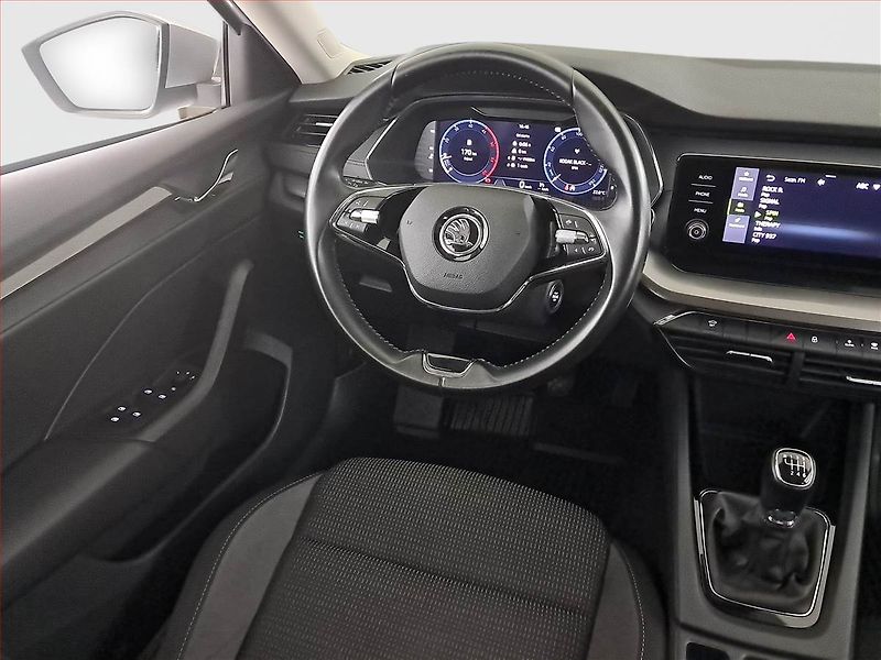 Škoda Octavia (2022) Ambition 2.0 TDI, ČR,1.maj - fotka 7 z 17