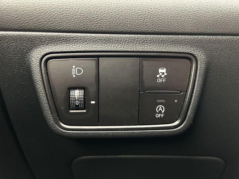 Hyundai Tucson 1.6 T-GDI SMART - fotka 33 z 37