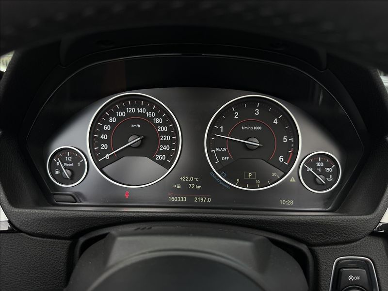 BMW Řada 4 3,0   435d Xdrive Cabrio 1.maj - fotka 16 z 21