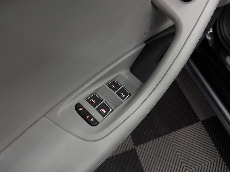 Audi A6 Allroad (2012) 3.0 TDI quattr - fotka 10 z 30