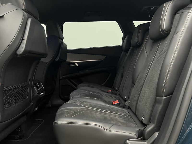 Peugeot 5008 GT 1.6 PURETECH AUT 7 MÍST - fotka 6 z 47