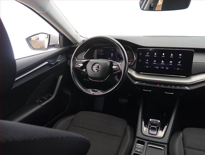 Škoda Octavia (2021) 2.0 TDI, Automat, Navi - fotka 7 z 26