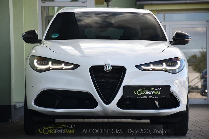 Alfa Romeo Stelvio 2.2 Diesel 16V 154kW Veloce  - fotka 8 z 51