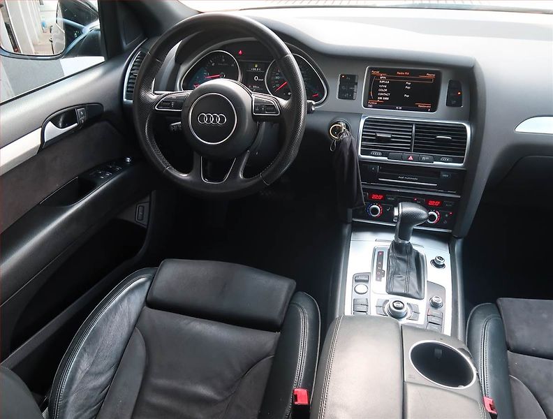 Audi Q7 (2014) S-Line 3.0 TDI, 4X4, Automat - fotka 7 z 14