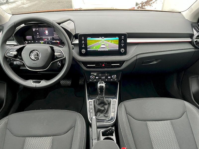 Škoda Fabia (2024) 1.0 TSI 85kW Top Selection DSG - fotka 9 z 26