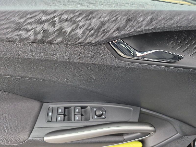 Škoda Fabia (2025) Top Selection 1.0 TSI 85 kW DS - fotka 11 z 25