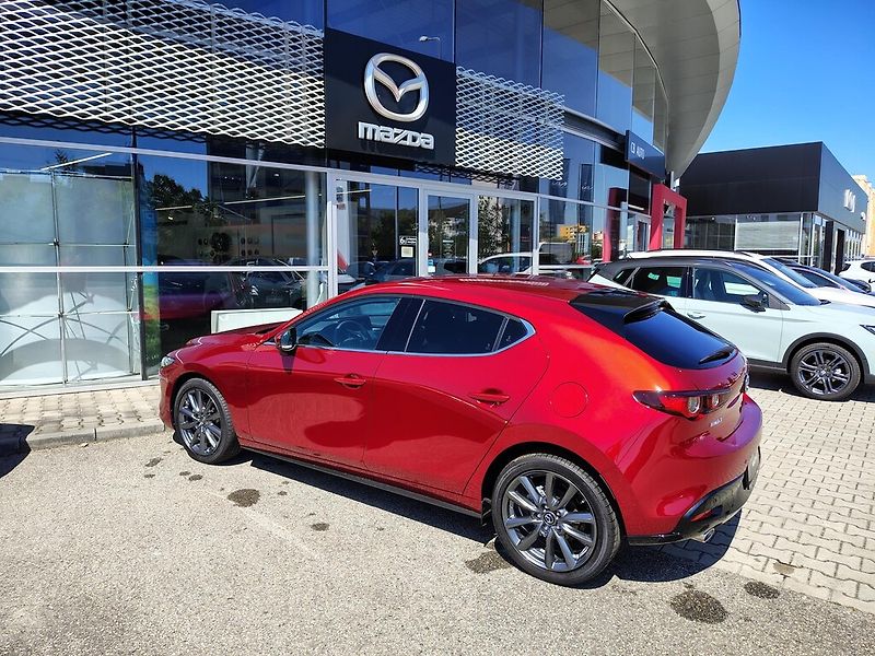 Mazda 3 (2026) 2,5L e-SKYACTIV G - fotka 5 z 8