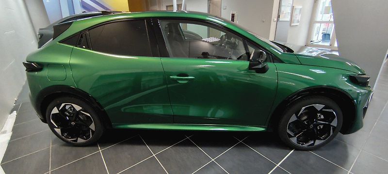 Renault Clio (2026) Tce 115 - POBOČKA FRÝDEK-MÍSTE - fotka 4 z 8