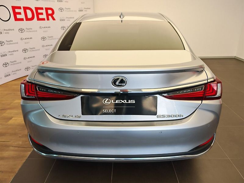 Lexus ES 300h 300h Luxury - fotka 5 z 49