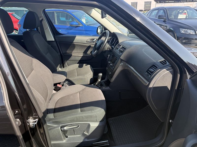 Škoda Yeti 1.8 TSI 4x4 ELEGANCE - fotka 10 z 12