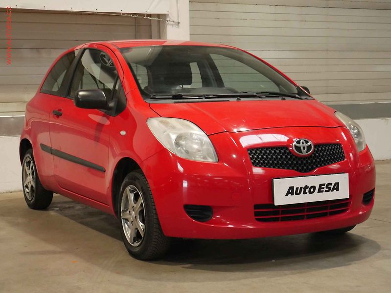 Toyota Yaris (2007) 1.0i, ČR, Klima - fotka 1 z 16