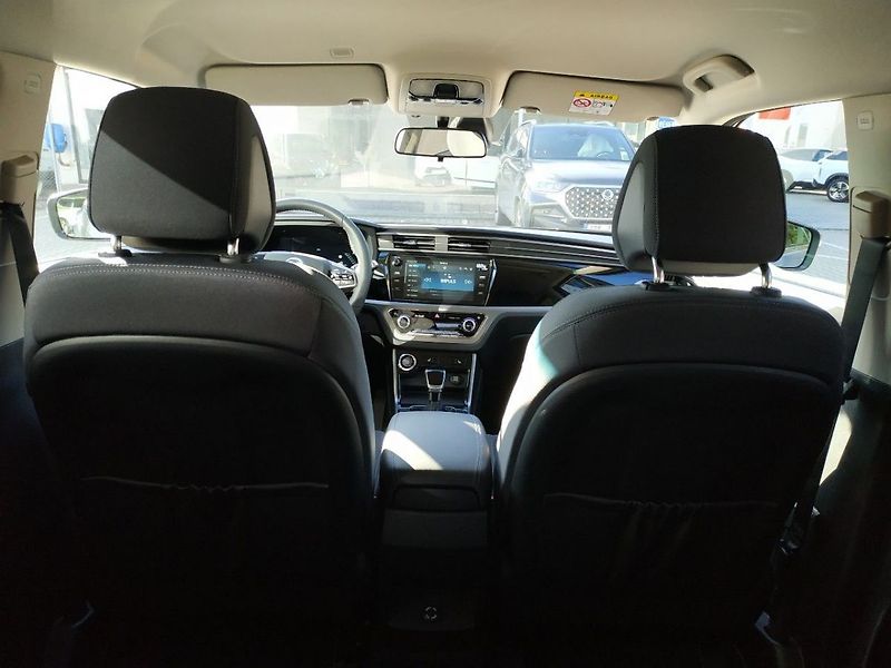 KGM Korando 1.5T, SMART,2WD, AT, SKLADEM - fotka 10 z 31