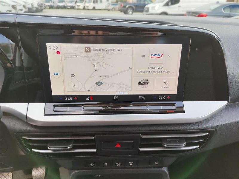 Ford Tourneo Connect 2,0 EcoBlue 90kW/122 koní 6 st - fotka 24 z 28