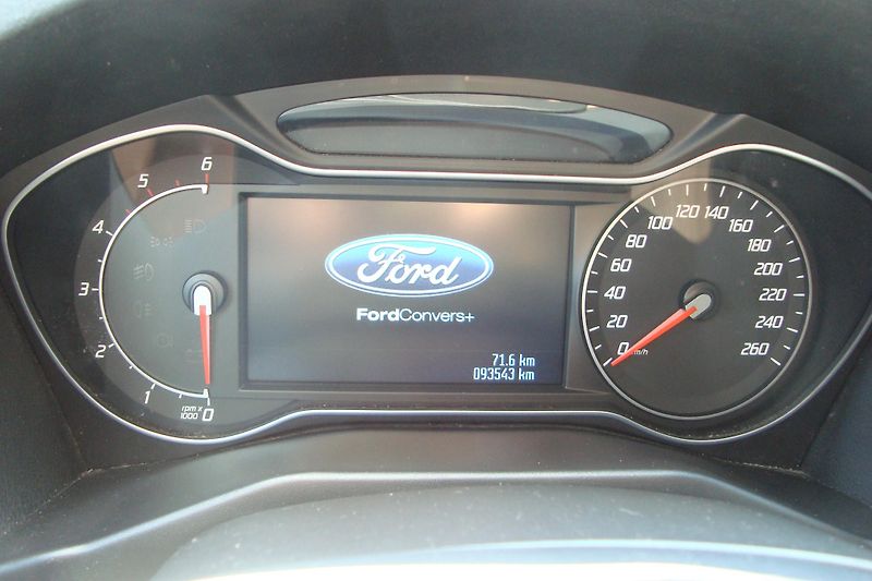 Ford Mondeo (2011) 2.0TDCi,AUT, Najeto 93Tis.km ! - fotka 73 z 75