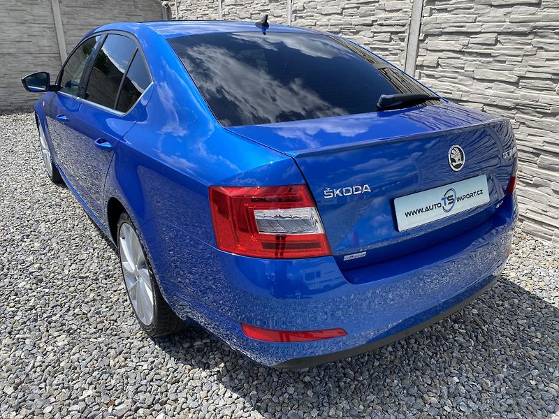 Škoda Octavia 2.0TDi L+K CZ WEBASTO 4x4 - fotka 3 z 165