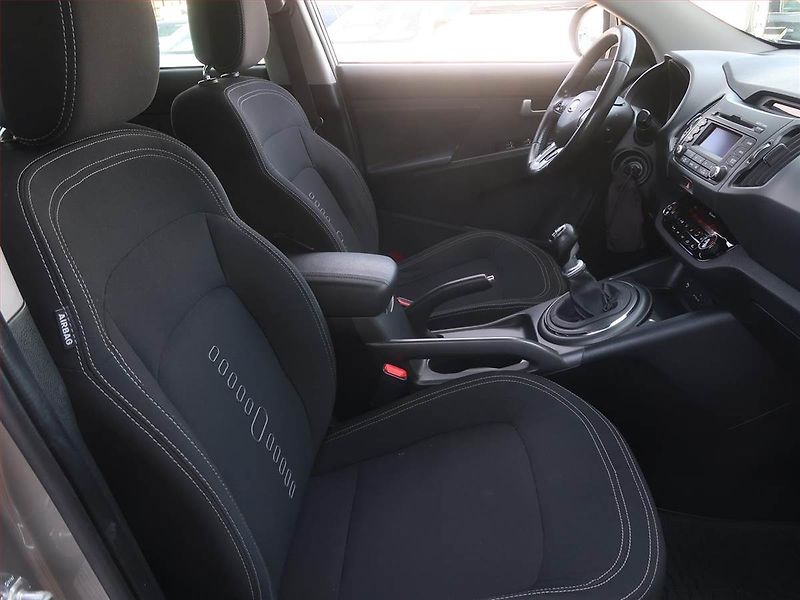 Kia Sportage (2012) 1.7 CRDi, Serv.kniha, Tempomat - fotka 9 z 15