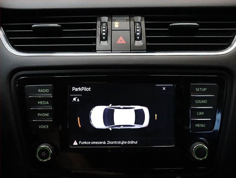 Škoda Octavia (2016) Ambition Plus 1.6 TDI - fotka 16 z 19