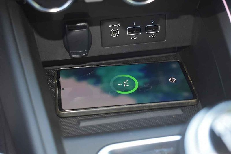 Nerovnosti zvládá auto skvěle